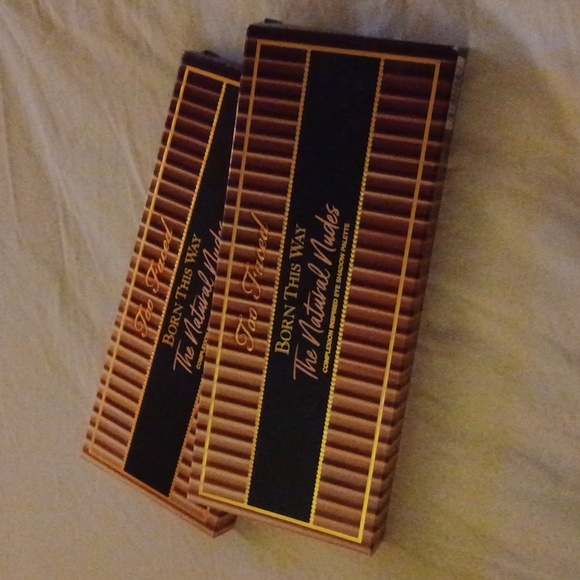 Too Faced. Born This Way. Natural Nudes - Picture 5 of 8